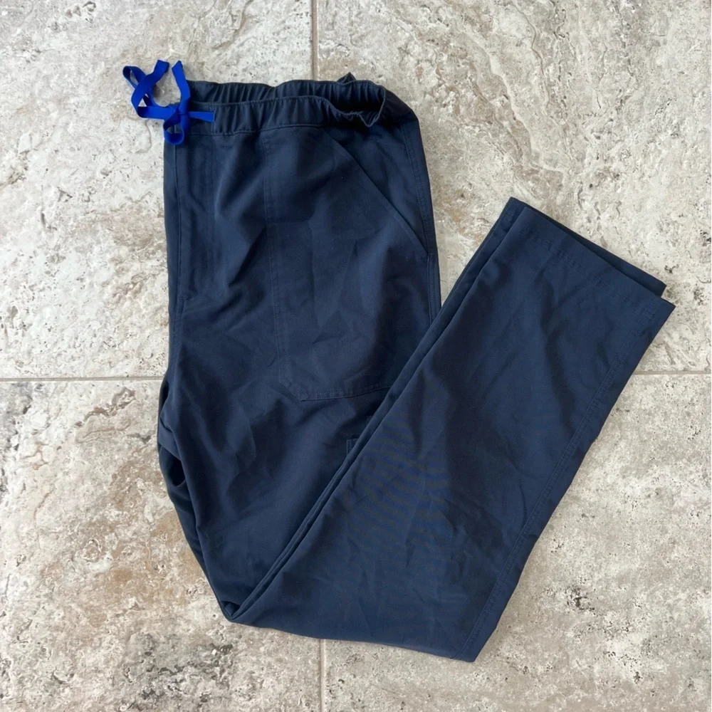 FIGS Men’s Cairo Cargo Straight Leg Scrub Pants RARE Dusty Blue PO# 2359, XL